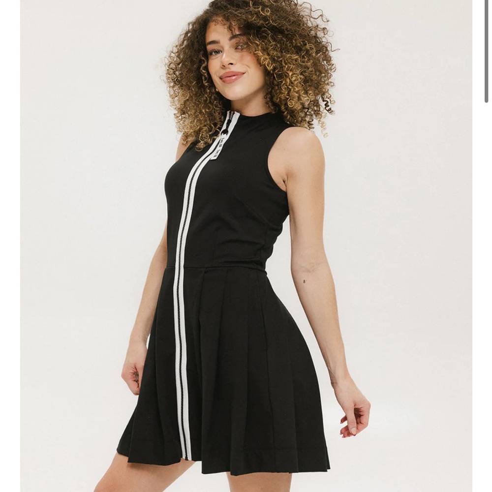 Fore All Erin Black Sleeveless Zip-Front Golf Dress